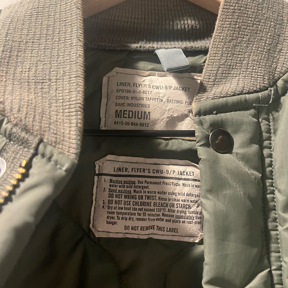 VINTAGE U.S. MILITARY BOMBER